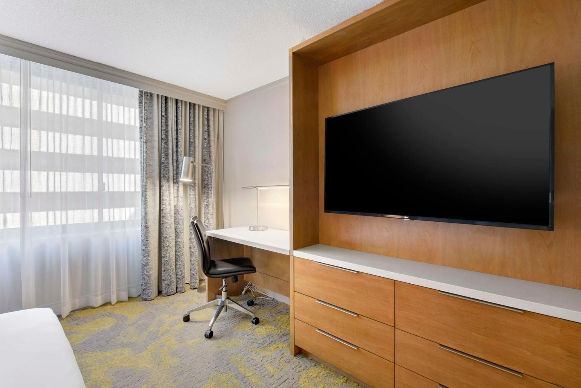 Hotel Hilton Dc Capitol Hill Washington